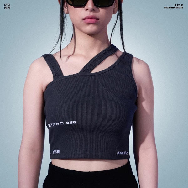 Áo Croptop nữ ba lỗ REMINDER lệch vai ASYMMETRIC RIB TANK TOP - SPACE GREY