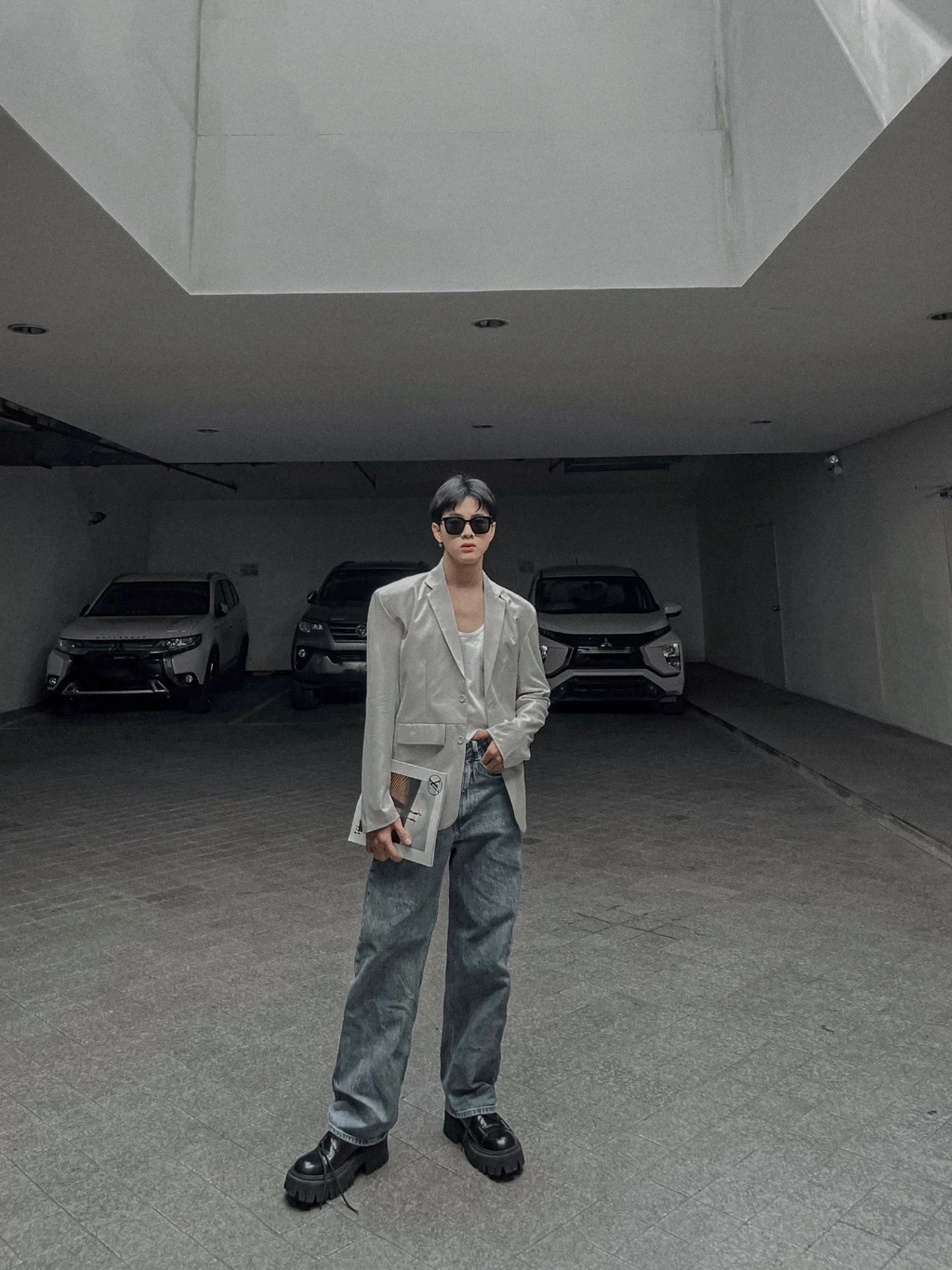 Áo khoác blazer trơn form rộng Basic Blazer HUGU chất vải cao cấp chuẩn form
