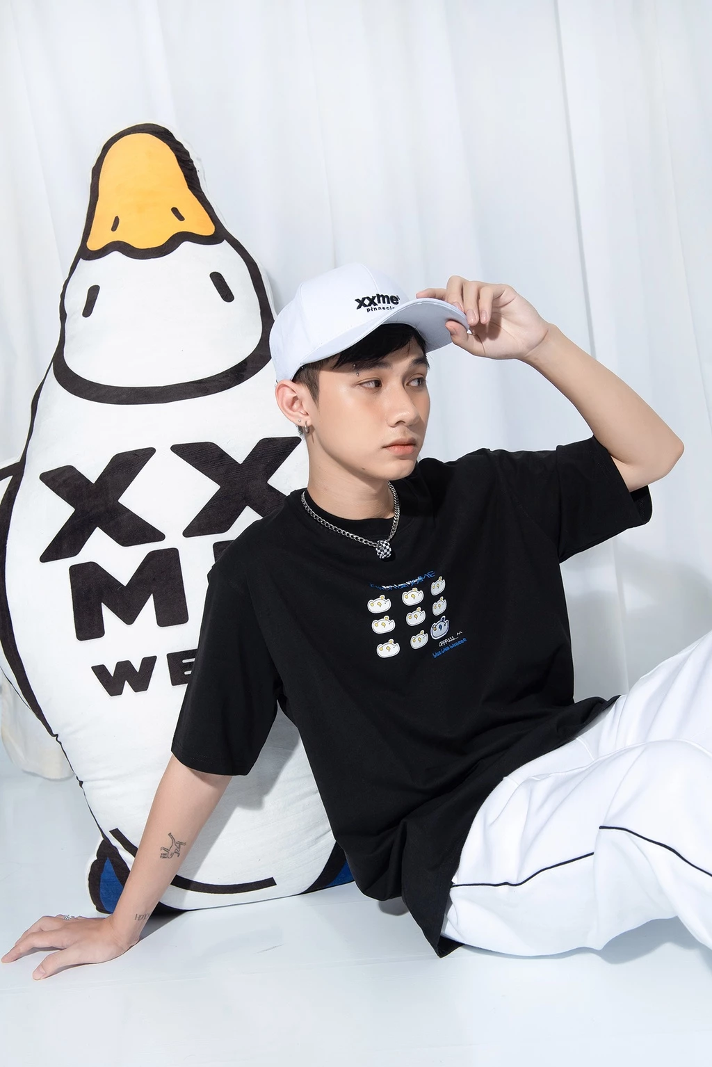 Áo thun tay lỡ nam nữ cotton thoáng mát Weeé Oops Tee - XXME – Đen / Be
