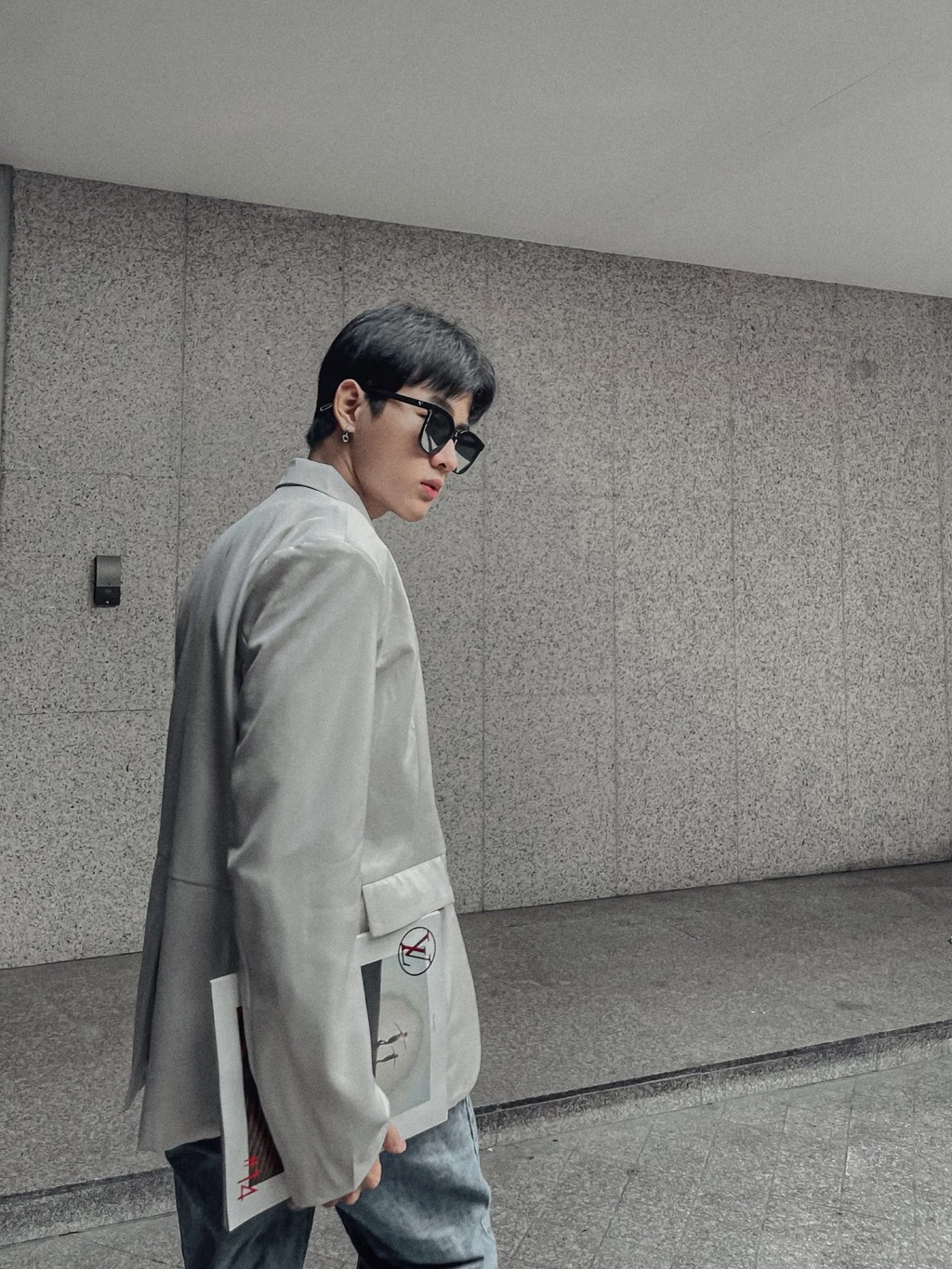 Áo khoác blazer trơn form rộng Basic Blazer HUGU chất vải cao cấp chuẩn form