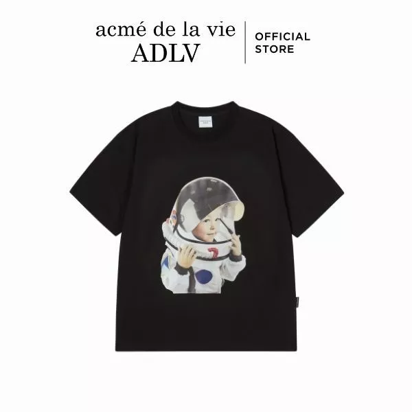 Áo Thun ADLV Baby Face Space Suit Boy Màu Đen (Domestic Duty Free Exclusive) - Hàng Chính Hãng