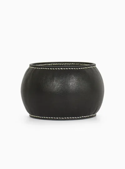 Aion Bangle in Leather