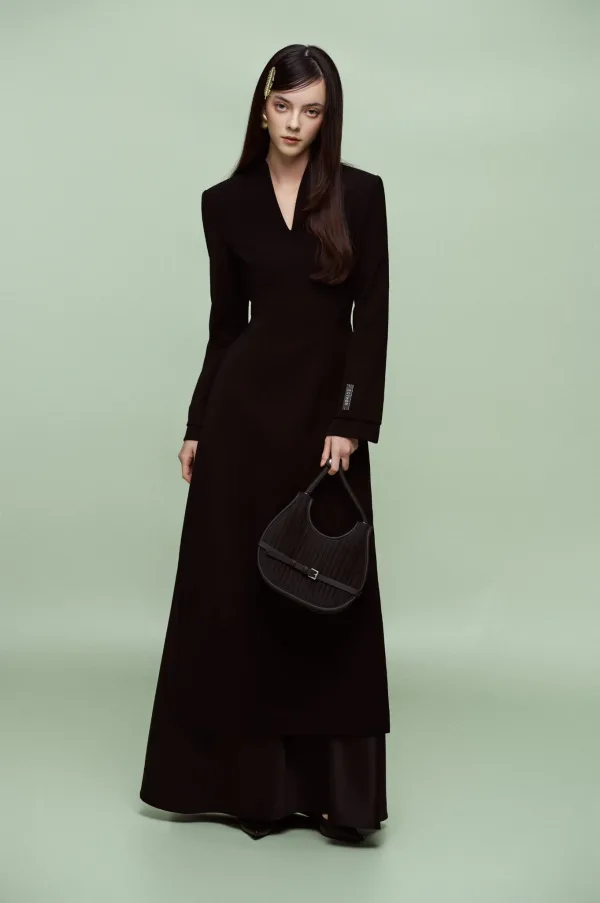 Áo dài Vega - Black