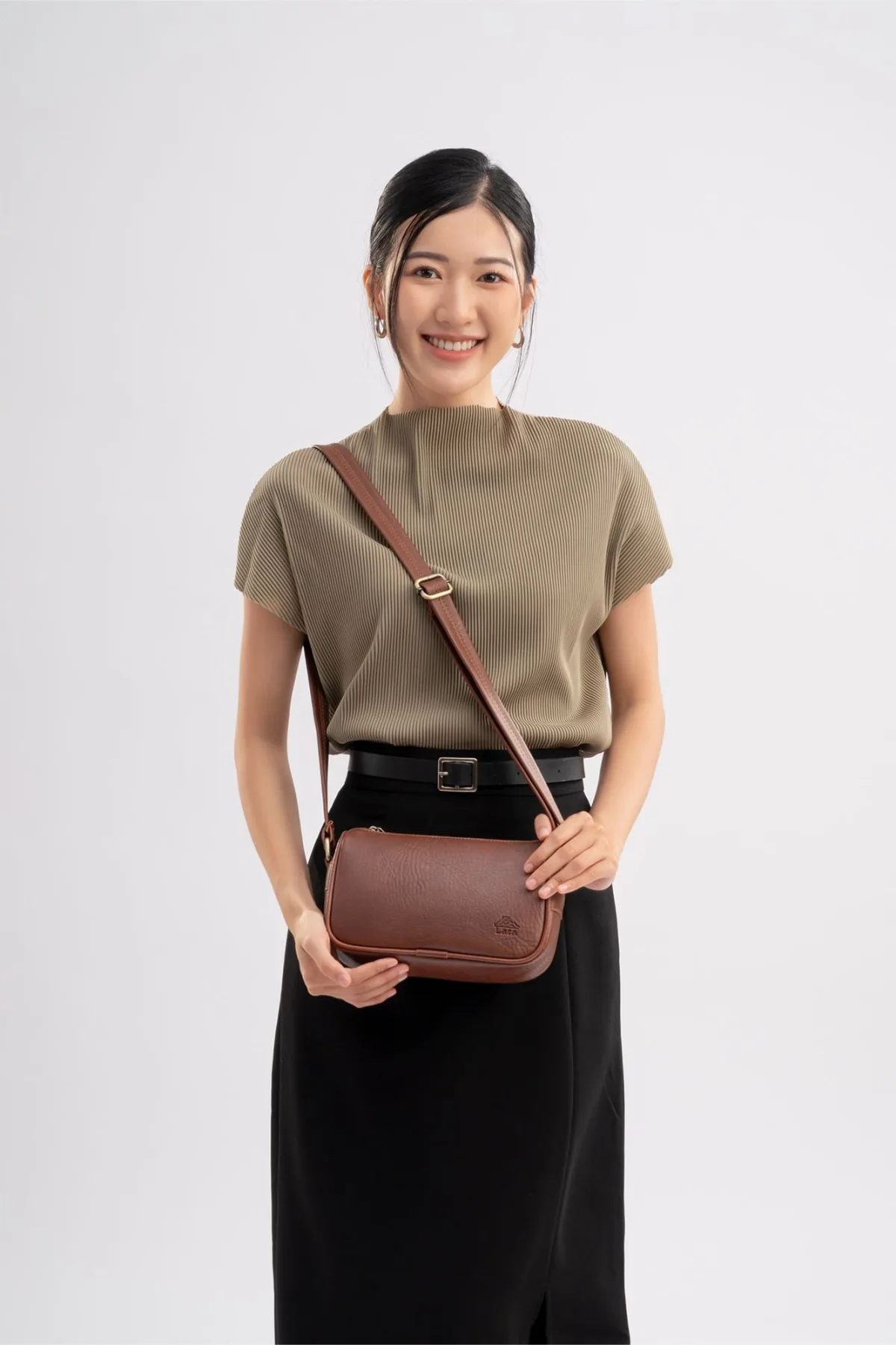 Túi Lata (Thời trang nữ đi chơi size 21 - Túi đeo chéo da HN119)