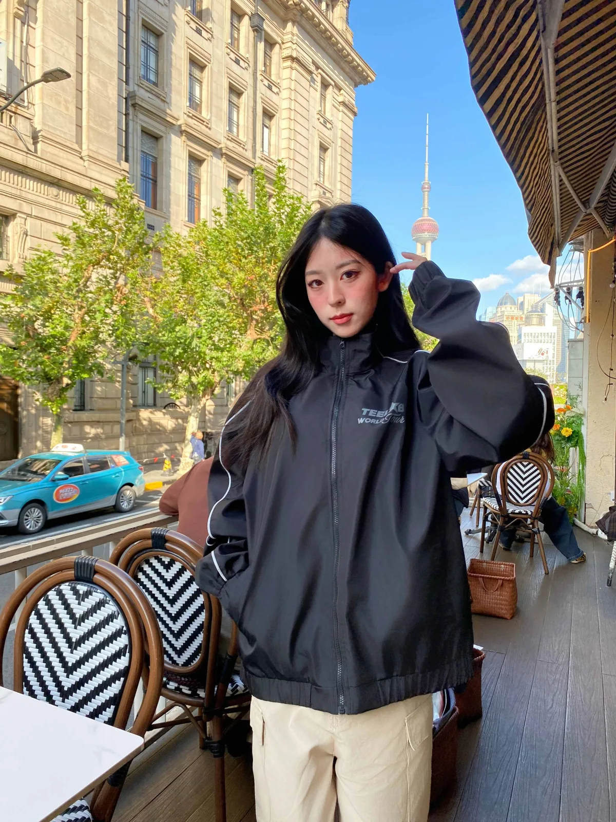 Áo Khoác Gió Teelab Alter V Line Oversized Jacket AK140