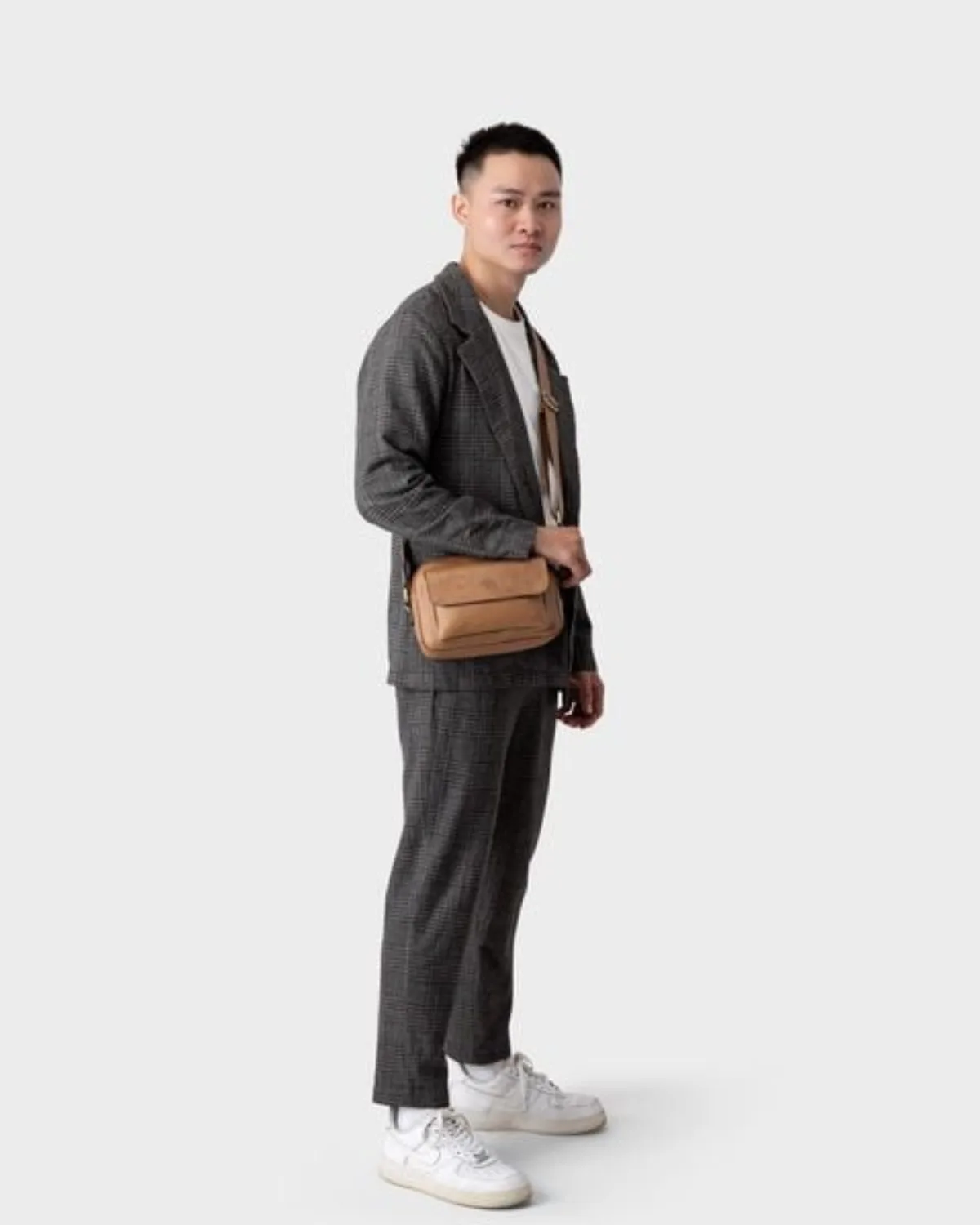 Túi Lata (Thời trang nam dáng ngang - Túi đeo chéo da TN26)