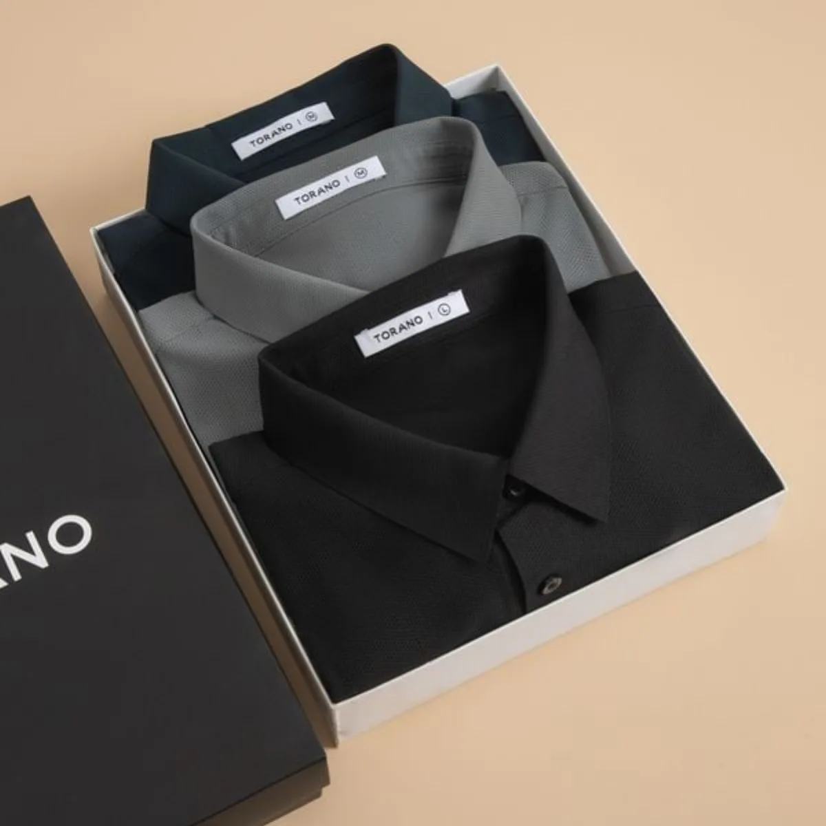 Áo polo nam TORANO ARMOUR POLO in logo ngực, không đường may công nghệ ép nhiệt cao cấp, chất thoáng khí GSTP065