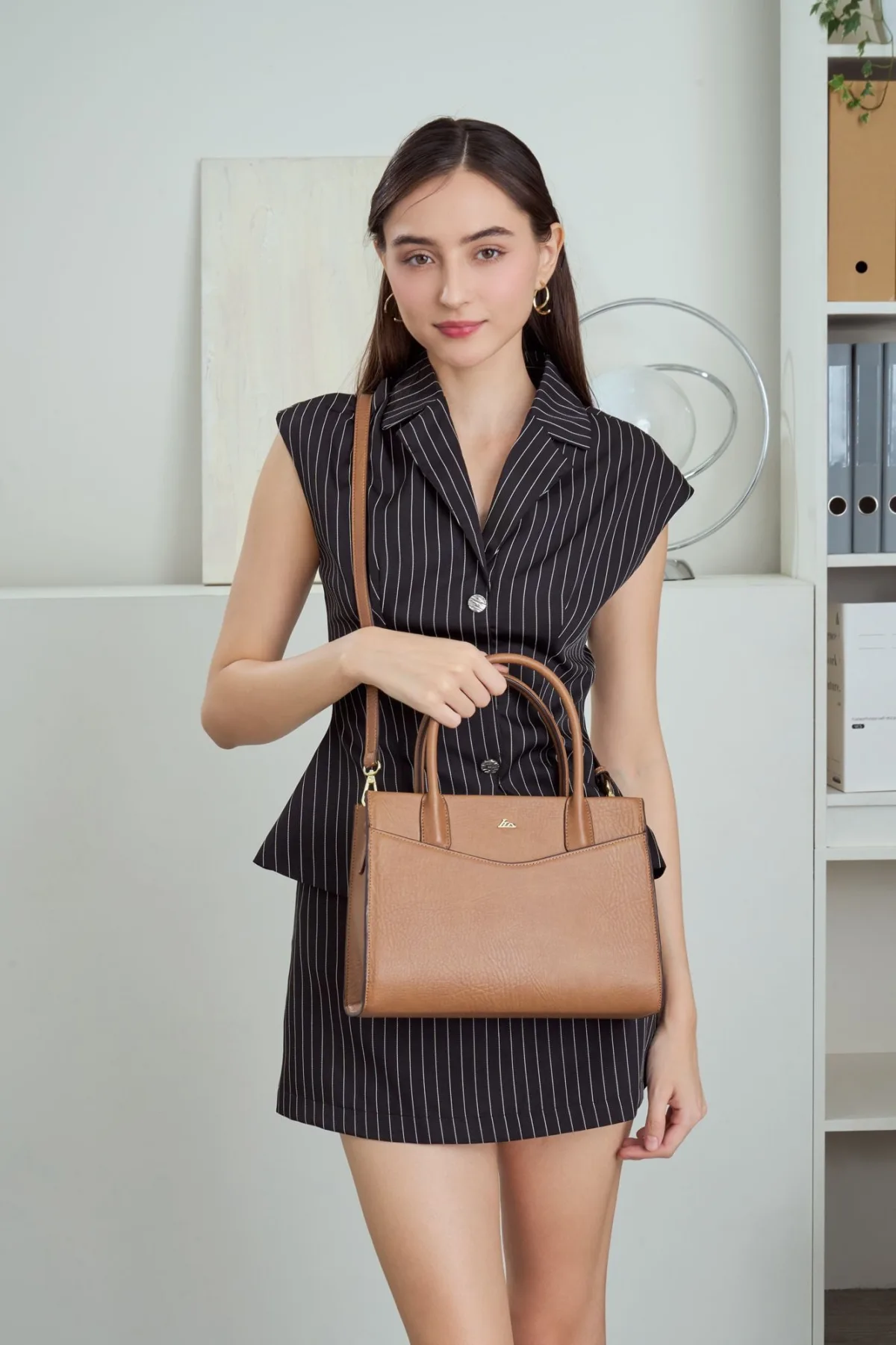 Túi Lata (Thời trang nữ công sở cỡ trung - Túi xách da TX23)