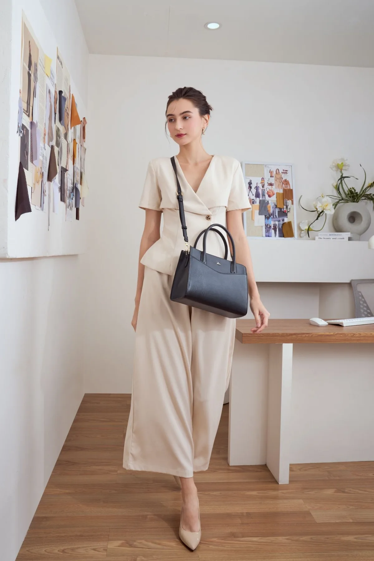 Túi Lata (Thời trang nữ công sở cỡ trung - Túi xách da TX23)