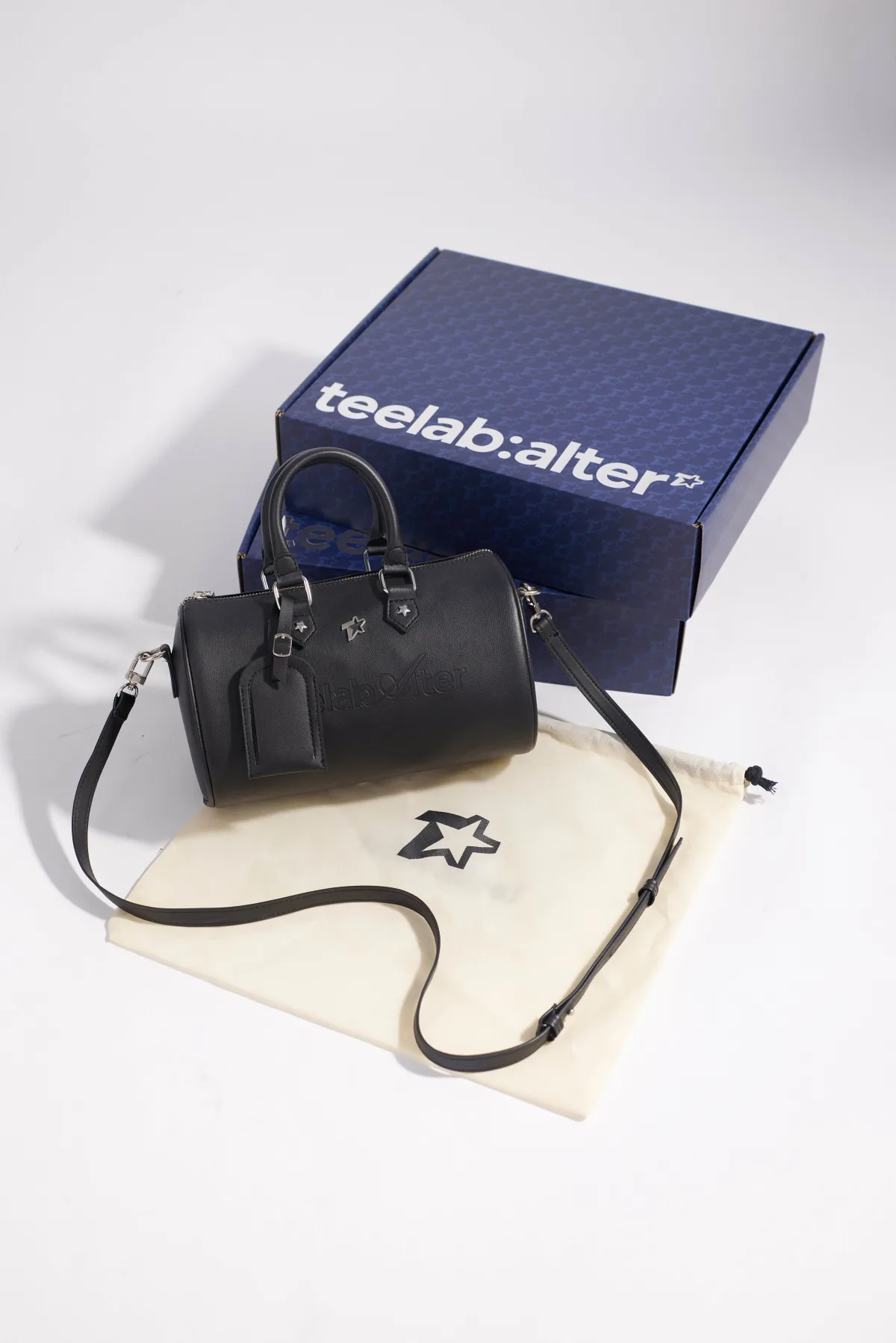 Túi Trống Teelab Alter Mini PU Leather Boston Bag AC105