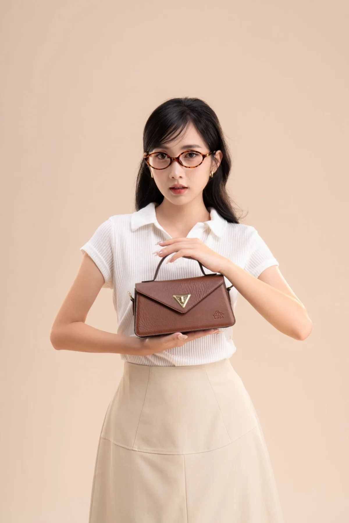 Túi Lata (Thời trang nữ đi chơi size 22 - Túi đeo chéo da HN129)