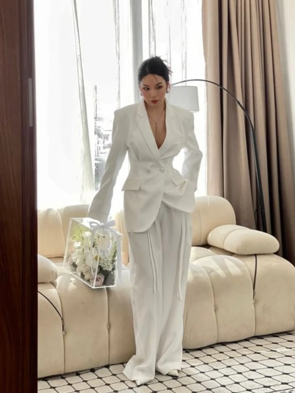 Alix Blazer - White