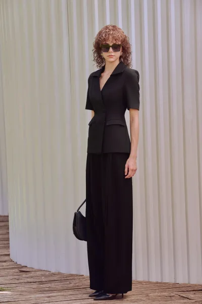 Nancy Blazer - Black