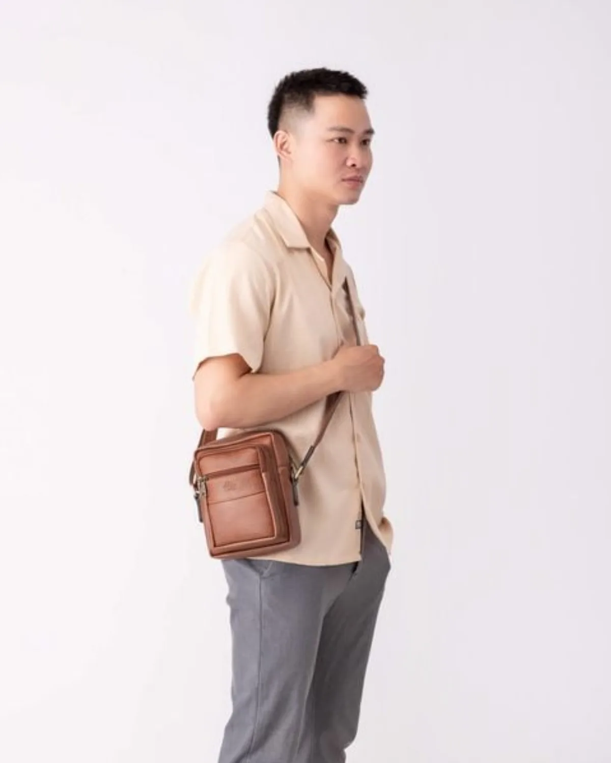 Túi Lata (Thời trang nam đi chơi cỡ nhỏ - Túi đeo chéo da TN21)