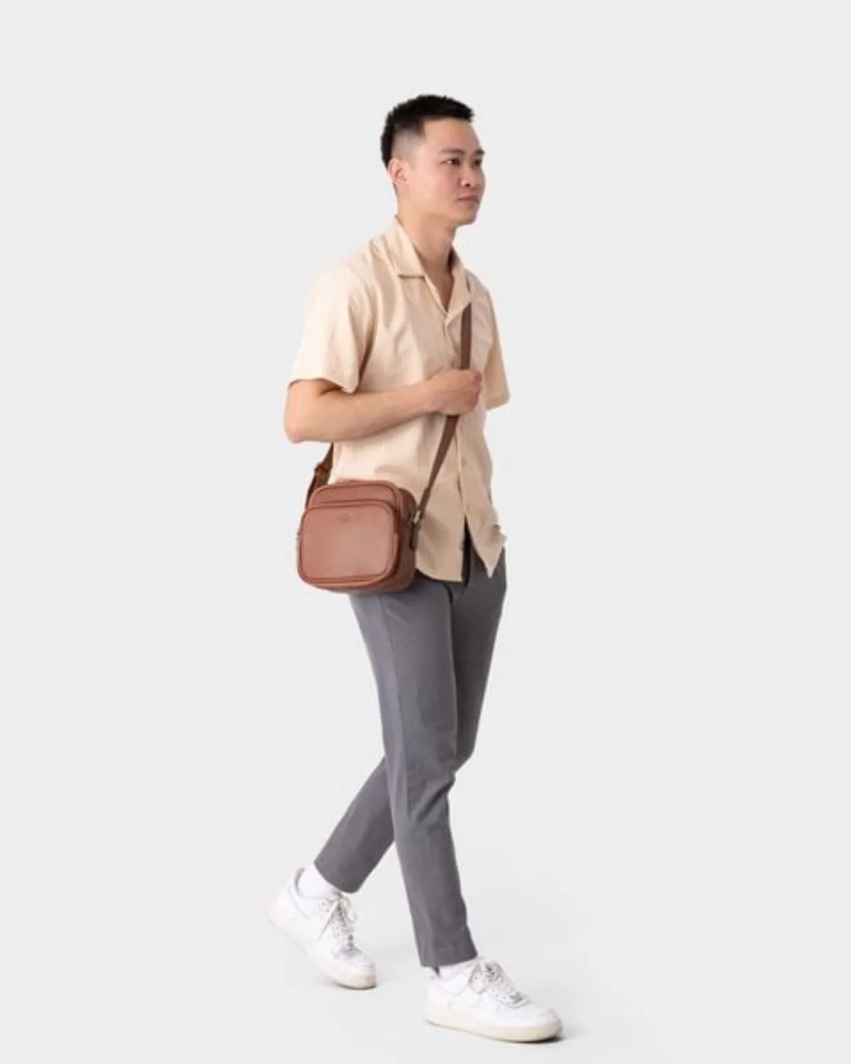 Túi Lata (Thời trang nam đi chơi cỡ nhỏ - Túi đeo chéo da TN20)