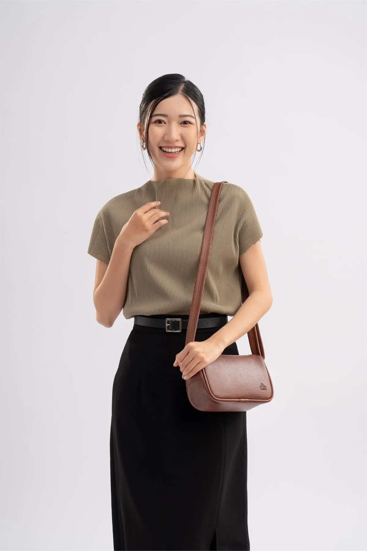 Túi Lata (Thời trang nữ đi chơi size 21 - Túi đeo chéo da HN119)