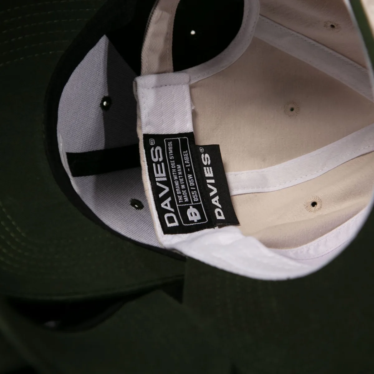 Mũ lưỡi trai nam nữ DAVIES thêu đẹp màu Be Two Color Baseball Cap local brand Davies| D-HAT07
