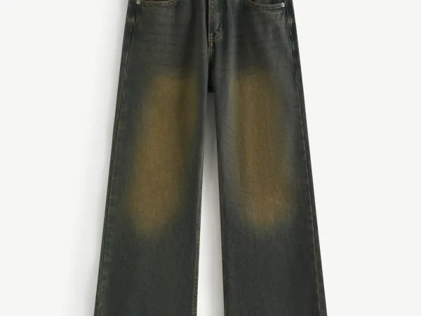 Quần denim nam. Straight