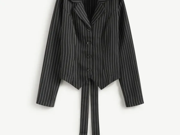 Áo blazer tay dài nữ kẻ sọc. Fitted
