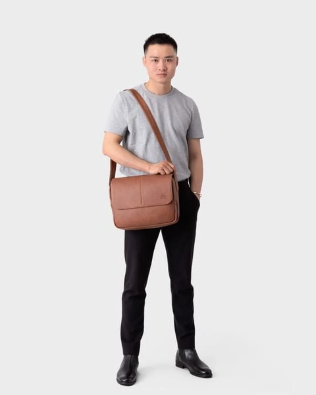 Túi Lata (Thời trang nam công sở cỡ trung - Túi đeo chéo da TN27)