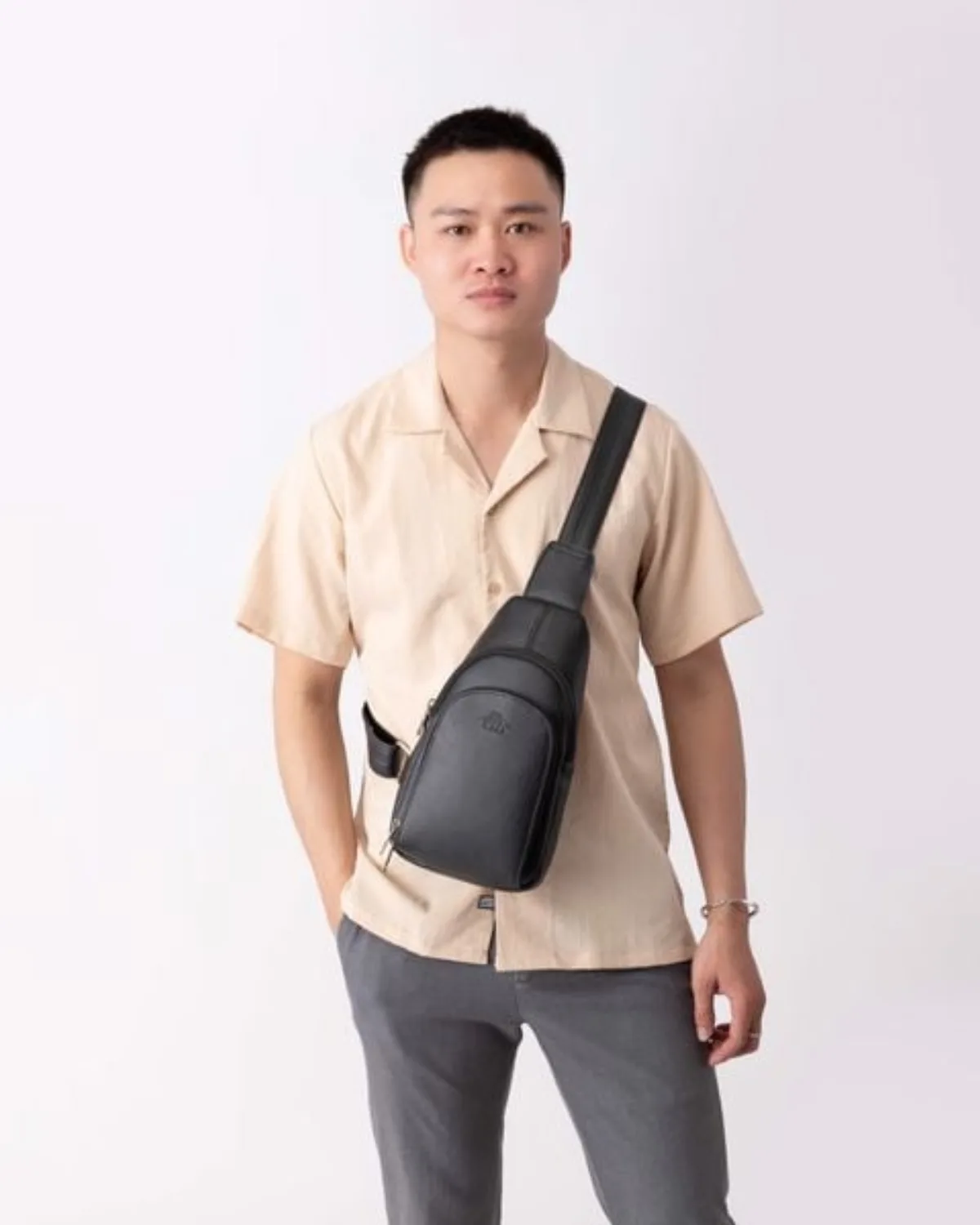 Balo Lata (Thời trang nam đi chơi - Balo đeo chéo da BALC28)