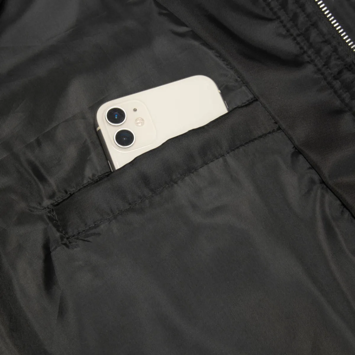 Áo khoác bomber nữ nam màu đen DAVIES local brand cổ bẻ form rộng chất da lộn, dù protex 2 lớp Coor Bomber Jacket