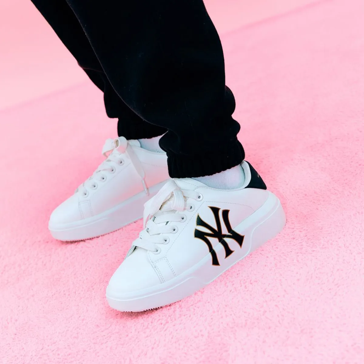 MLB - Giày sneakers unisex cổ thấp Chunky New York Yankees_3ASHW045N-50SIS