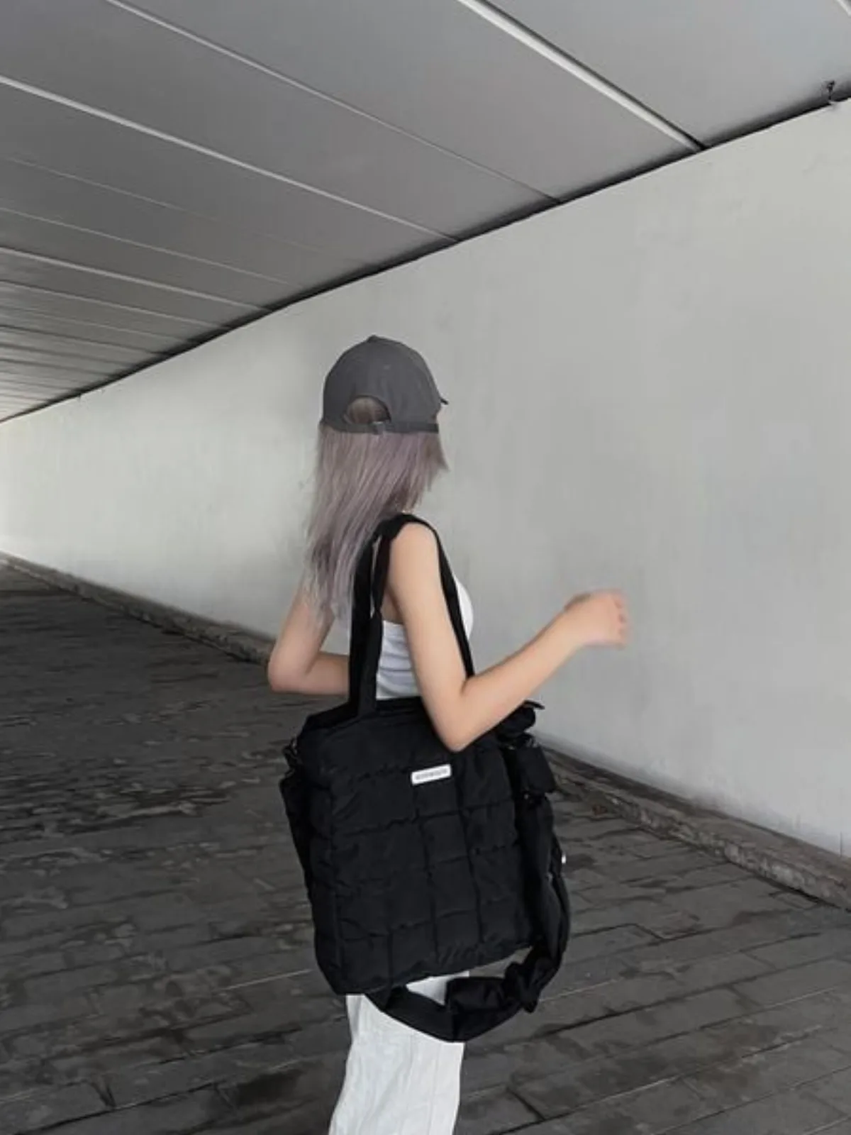 Túi Tote Chần Bông SAIGON SWAGGER® NOIR PUFFER TOTE BAG