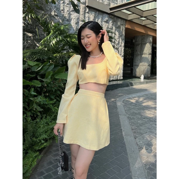 COCO SIN - Set Áo Croptop Tay Phồng + Chân Váy Vàng