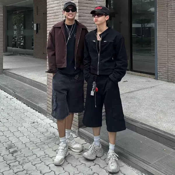 WHOSE x YC1996 - Quần Baggy Jeans Short Túi Hộp 2 Màu