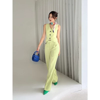 COCO SIN - Quần Ống Rộng Xanh Đính Nút