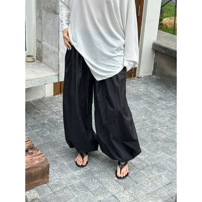 Nosbyn - Quần Dài Kiểu Bí Chất Liệu Dù - Pumpkin Pants
