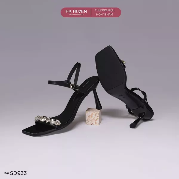 Sandal cao gót 7cm nữ HÀ HUYỀN quai ngang đính đá gót nhọn 7 phân - SD933