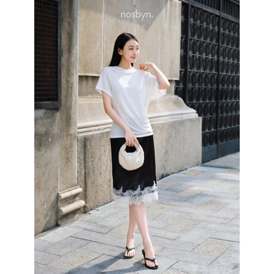 Nosbyn - Chân Váy Lửng Lụa Phối Ren Trendy - Lace Hem Skirt