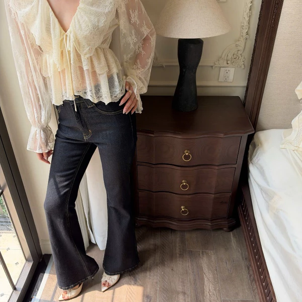 RUBIES Loe Jeans - Quần Dài Nữ Vải Jean Mềm Ống Loe