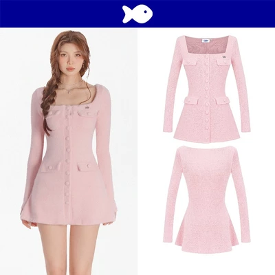 Đầm cổ vuông tay dài len lông thỏ DKMV form xoè nhẹ phối hàng nút bọc vải đính logo cá màu hồng Claire Dress | K-D50-H