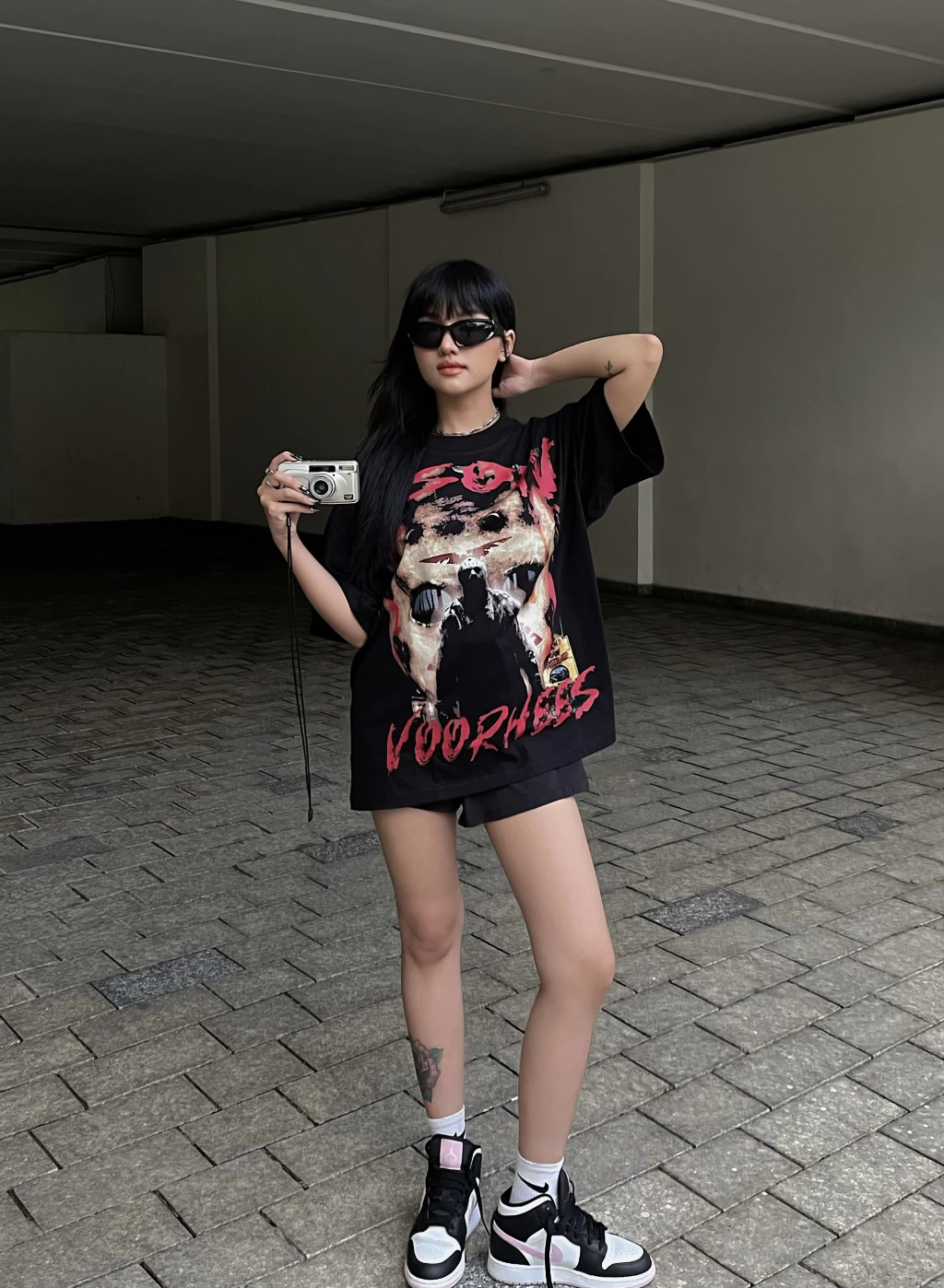 Áo Thun JASON Tay Lỡ Unisex Nam/Nữ ĐEN Cổ Tròn - HIGHCLUB Brand Chính Hãng