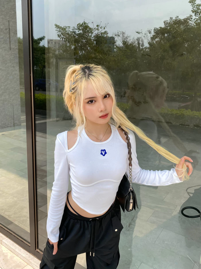 Áo croptop nữ khoét vai tay dài Vicolas thun gân tôn dáng thoáng mát co giãn - VICO8
