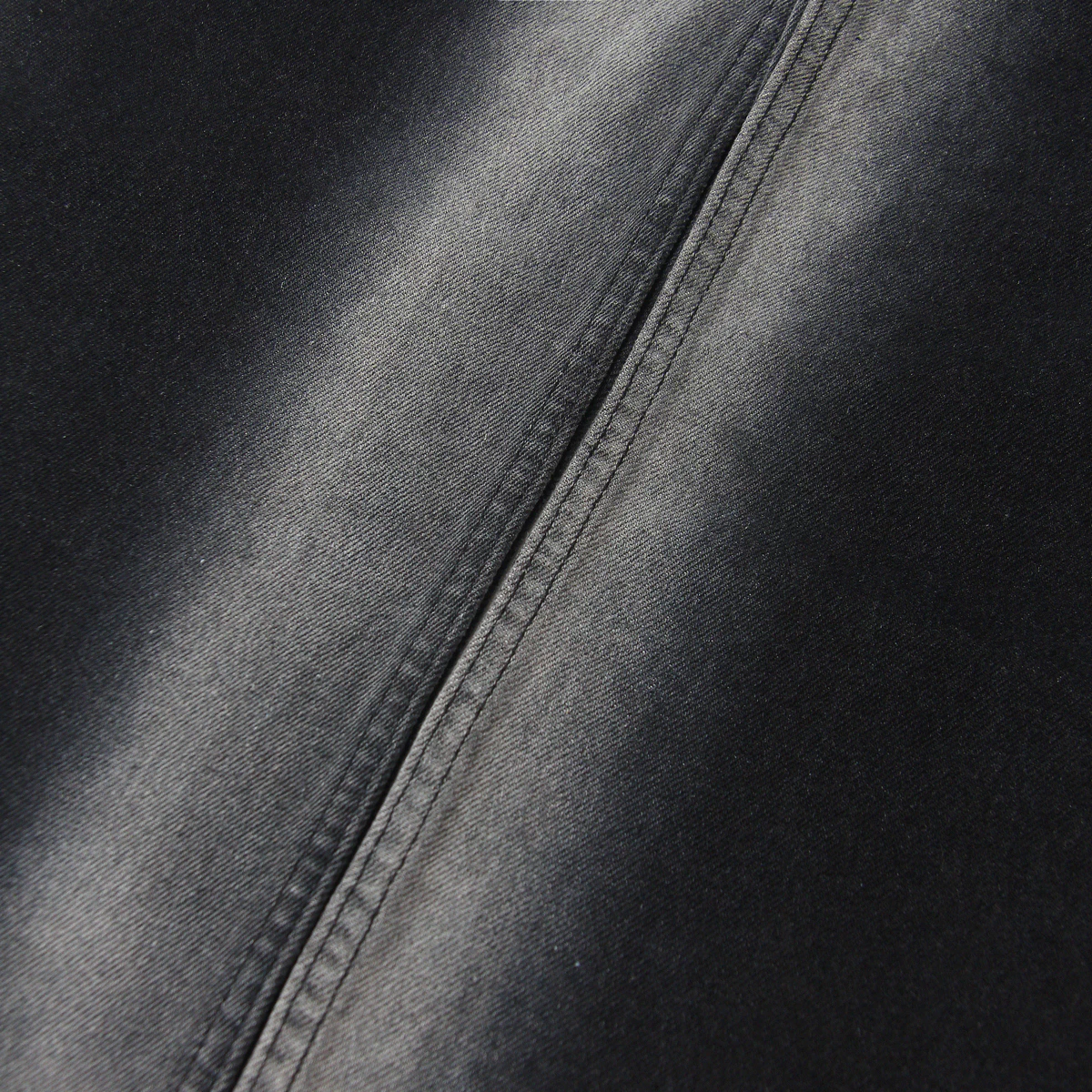 Quần jeans dài unisex màu đen local brand HUGU - SIDE LINE WASH - chất liệu denim, form rộng, tag da, wash nhẹ ở giữa