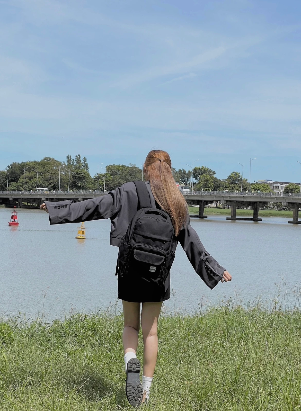 Balo Laptop chống sốc, Cặp đựng laptop SAIGONSWAGGER® MID - COVERING BACKPACK, đi học, đi làm