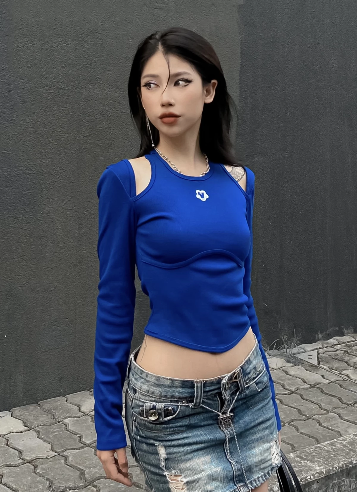 Áo croptop nữ khoét vai tay dài Vicolas thun gân tôn dáng thoáng mát co giãn - VICO8