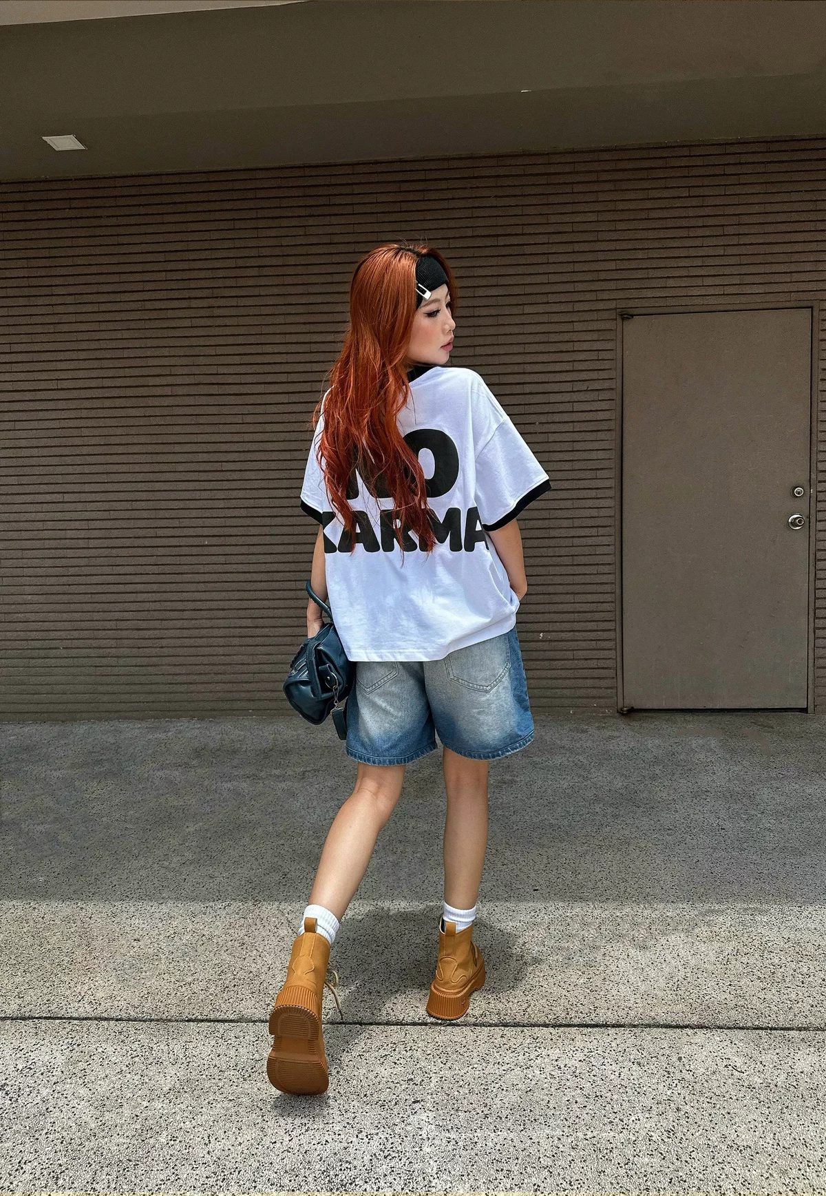 Áo thun bo cổ tròn màu trắng, đen,... form boxy, unisex local brand HUGU - NO DRAMA - hình in nổi, rộng rãi
