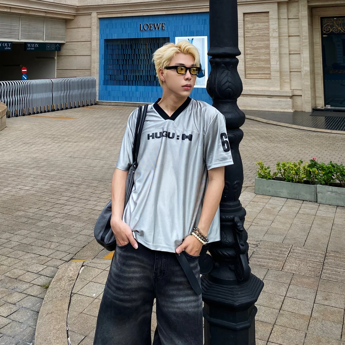 Áo thun bóng chiếu màu xám, hồng, form boxy, rộng rãi, thoáng mát, unisex local brand HUGU - SIXTY RICH JERSEY