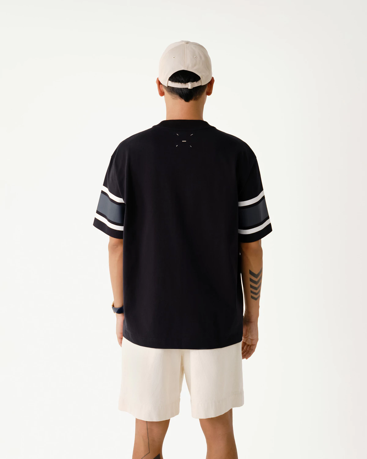Áo Thun Tay Ngắn Vải S.Café Phối Sọc Tay Form Loose - Routine 10S25TSS007