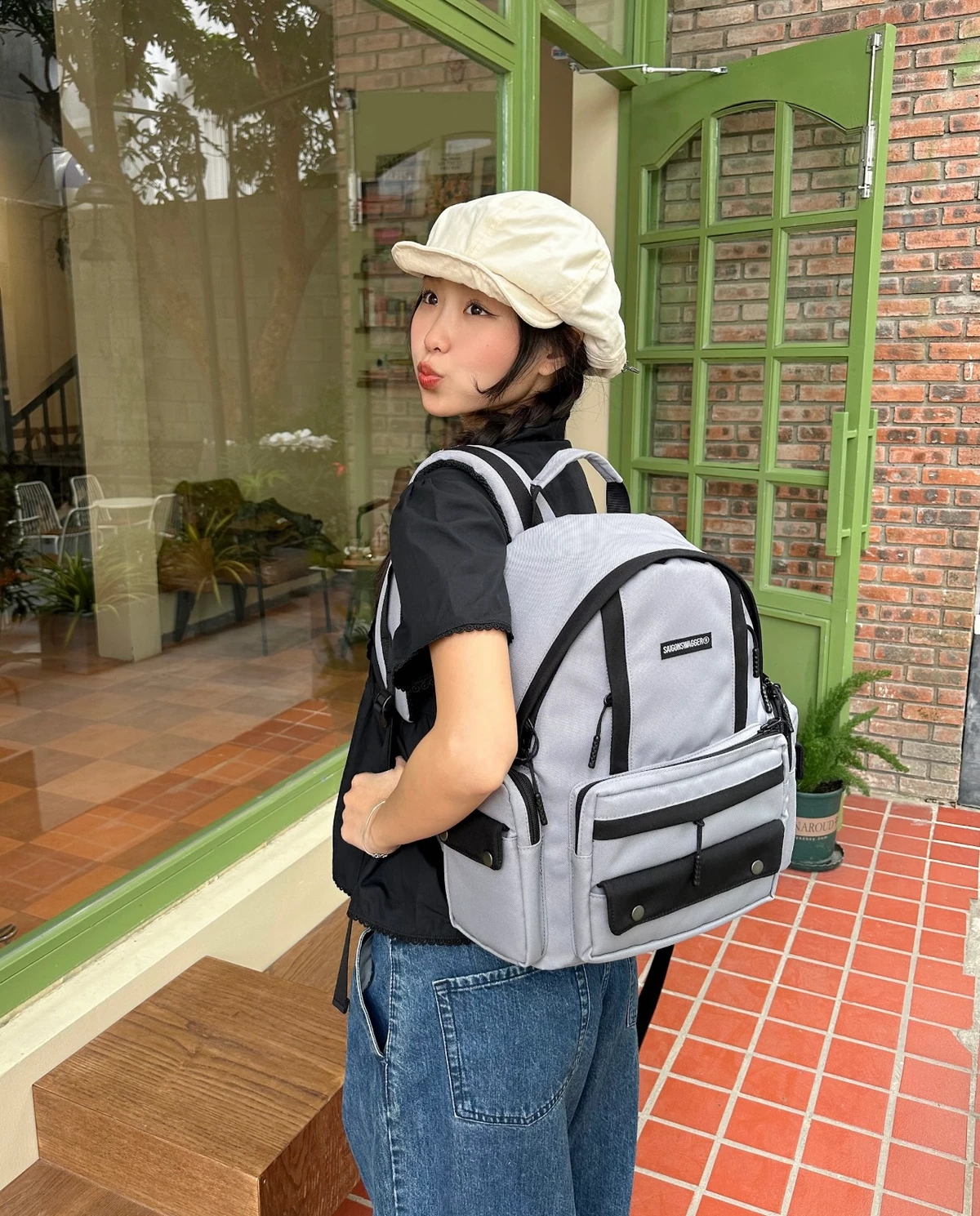 Balo Đi Học Đi Làm SAIGONSWAGGER® Chất liệu chống thấm trượt nước SGS UNIVERSE BACKPACK ngăn chống sốc laptop 15inch