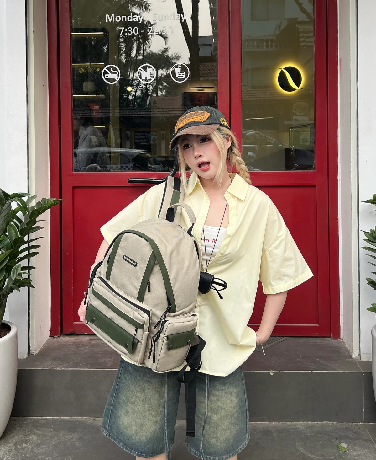 Balo Đi Học Đi Làm SAIGONSWAGGER® Chất liệu chống thấm trượt nước SGS UNIVERSE BACKPACK ngăn chống sốc laptop 15inch