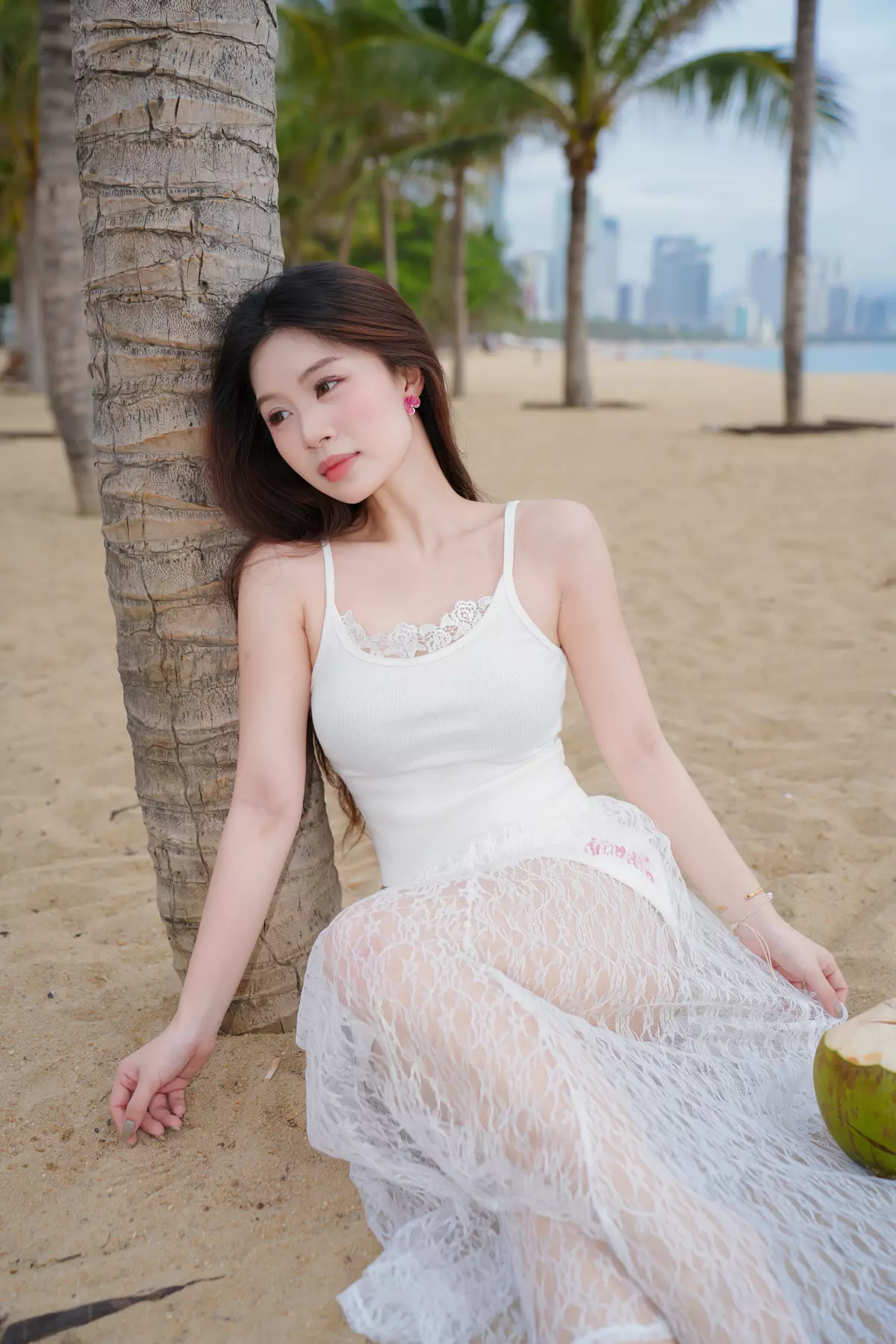 Áo hai dây nữ ren form ôm tôn dáng nữ tính Vicolas - VICO52