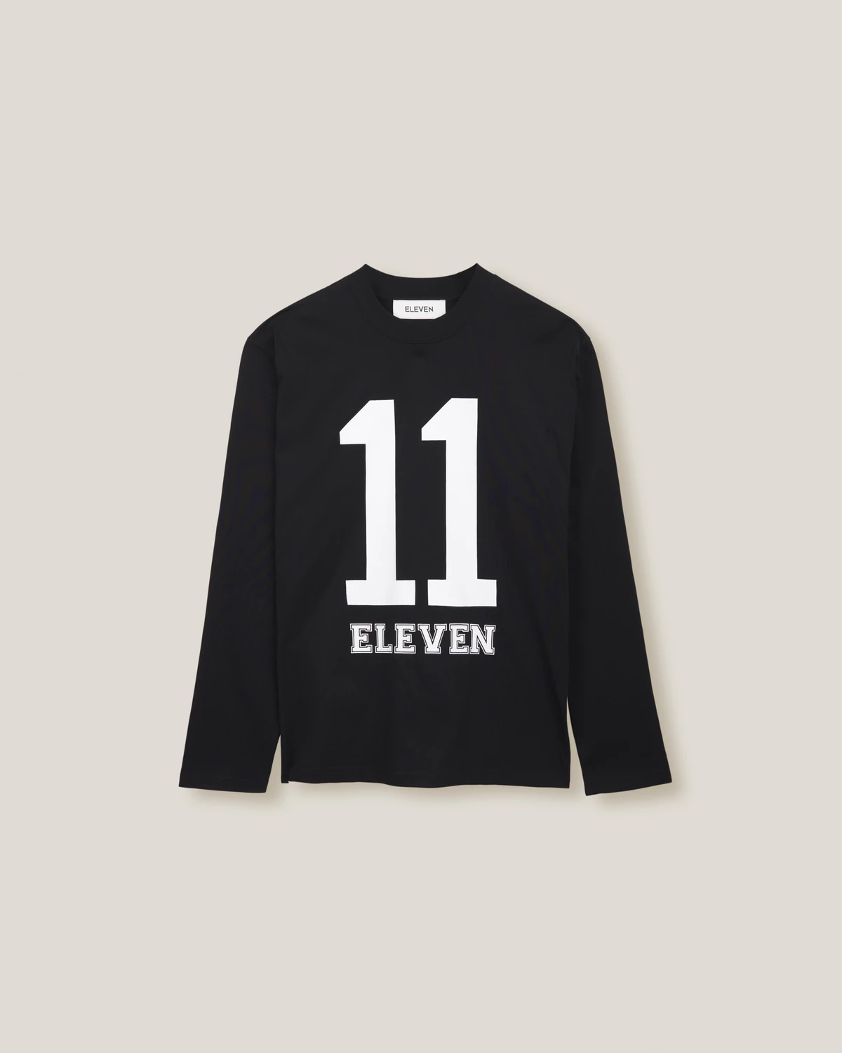 ELEVEN - Áo thun dài tay in số 11 màu Đen