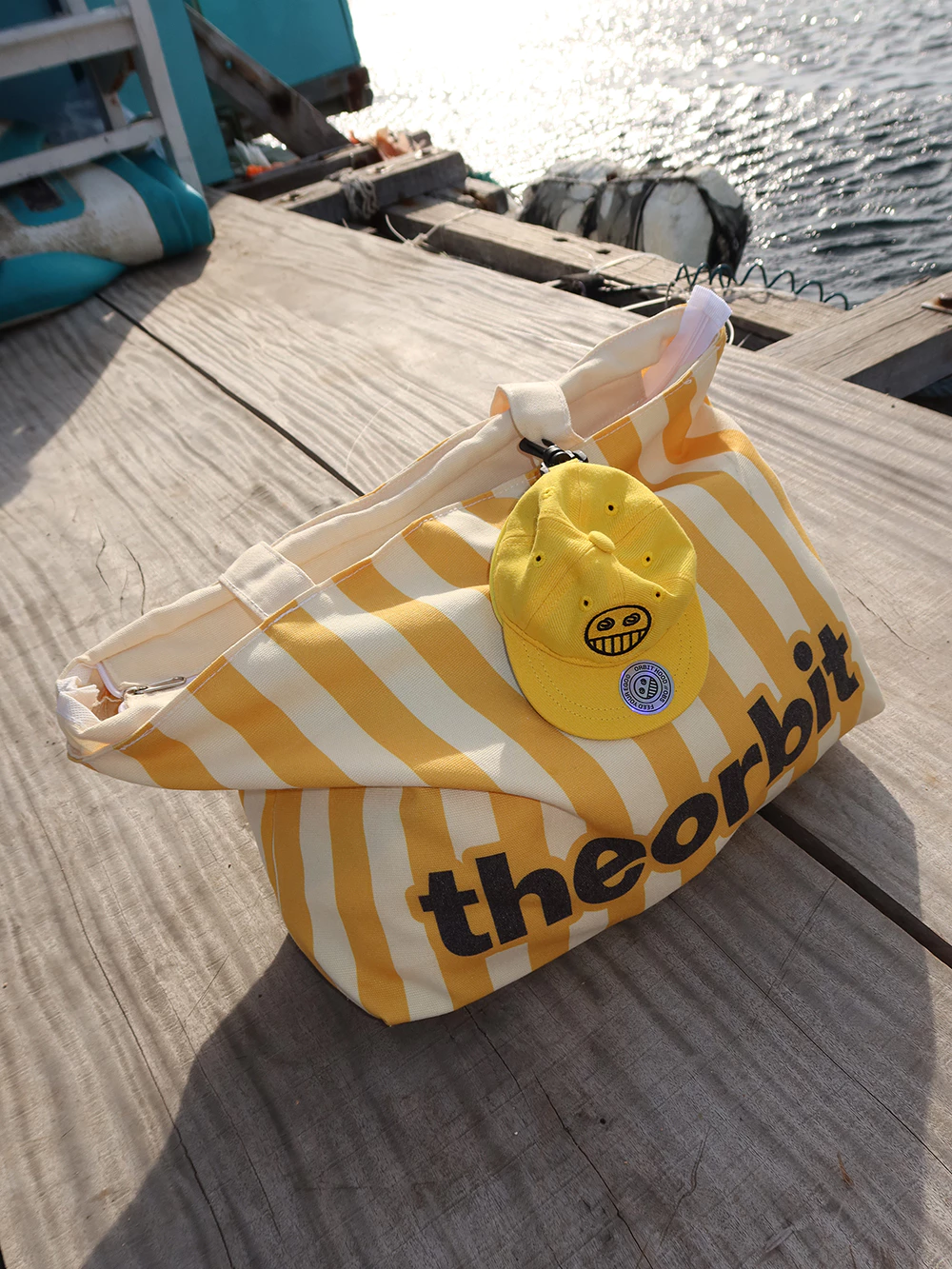 COMBO Áo + Túi The ORBIT - Áo Mesh Jersey 08 + Túi Tote Canvas Striped
