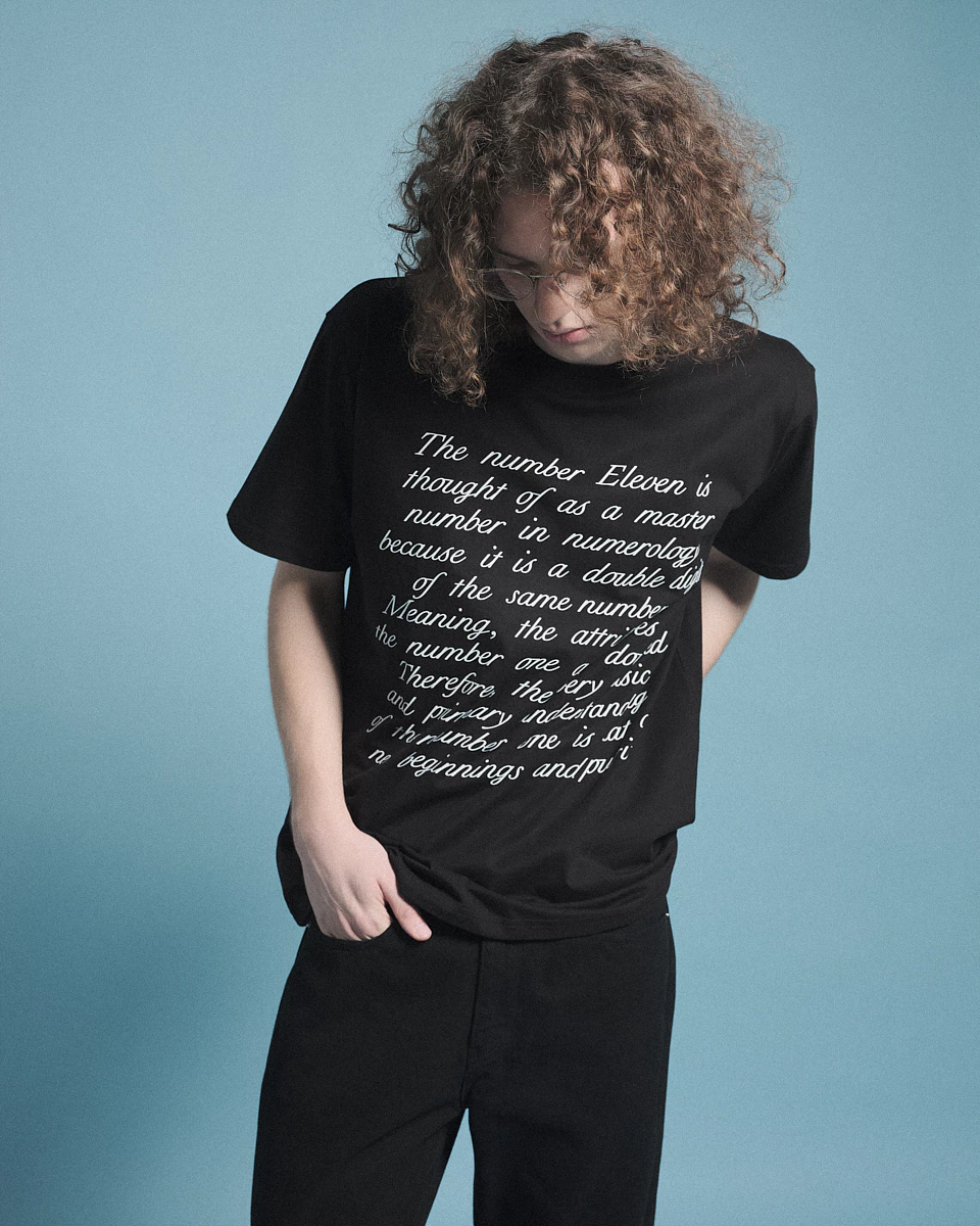 Eleven - Áo Thun In Means | Màu Đen